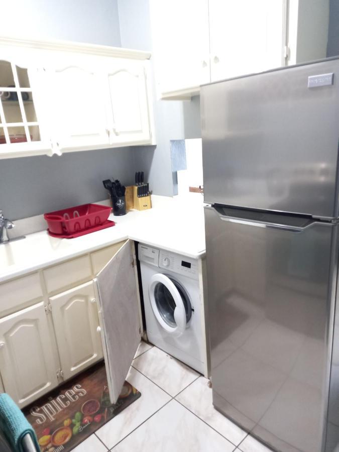Crystoural Apartment Liguanea Sovereign Apt - 2 Bedrooms, 3 Beds, Host 4 Guest- Kingston! Esterno foto